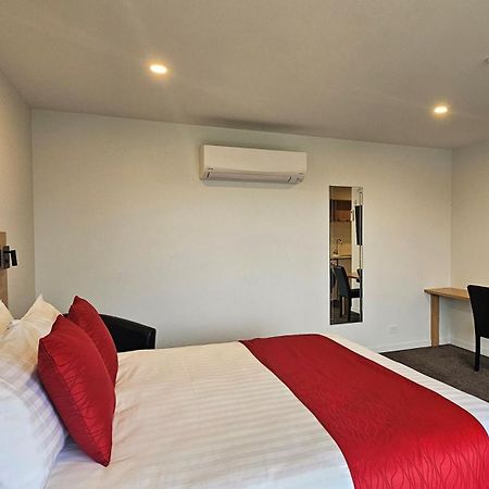 Alps Motel & Apartments Twizel Exterior photo