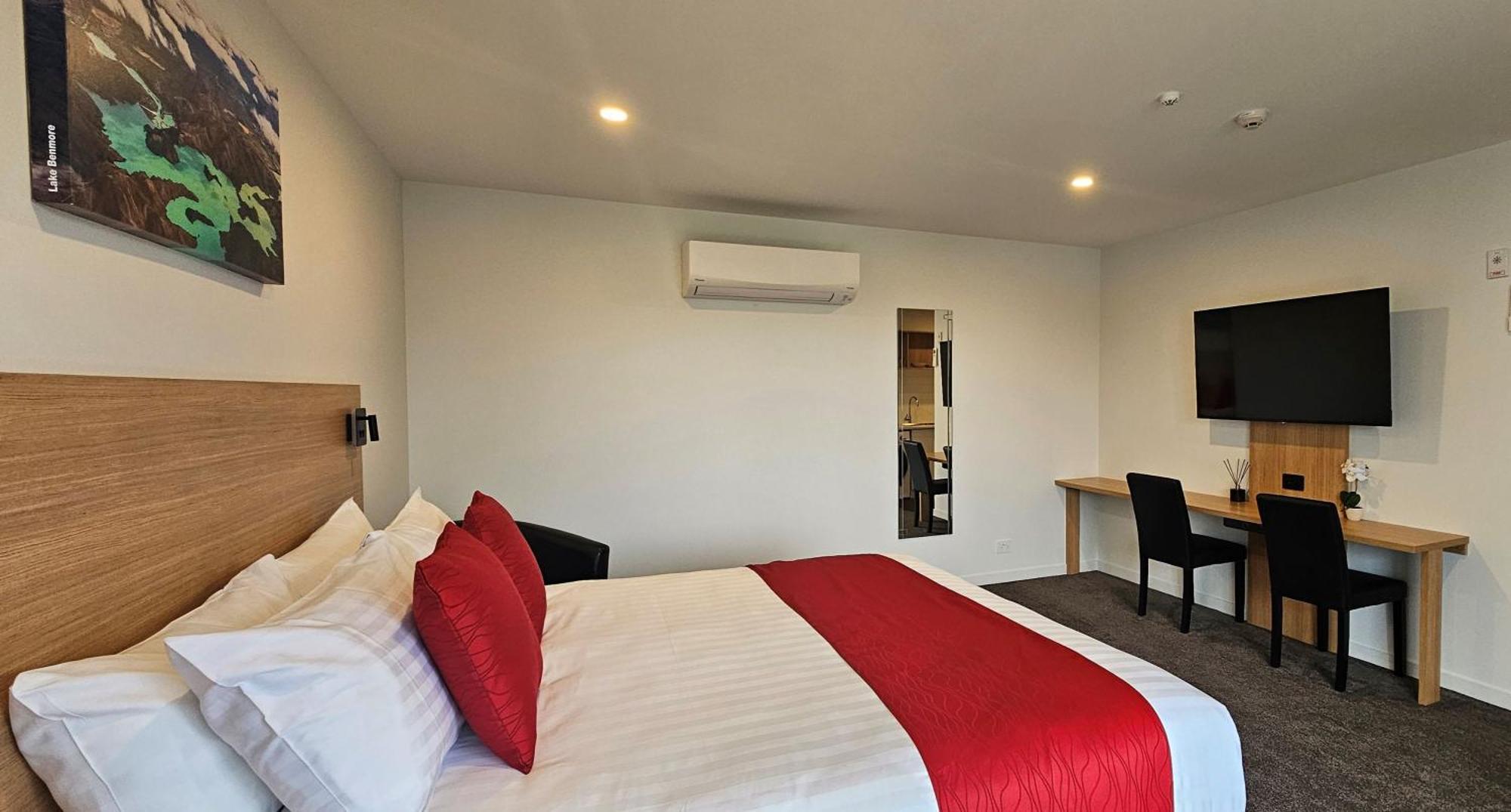 Alps Motel & Apartments Twizel Exterior photo